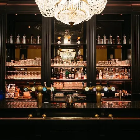 Britannique Otel 4*